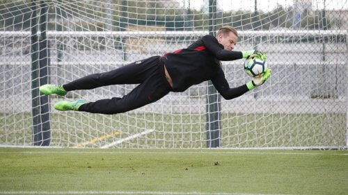 ტერ შტეგენი გუნდს დაუბრუნდა