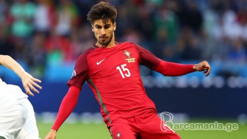 გომეში, უმტიტი და დინი რუსეთში, სილესენი - სახლში