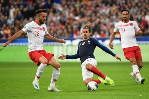 ნაკრებში გრიზმანის უგოლო სერია გრძელდება