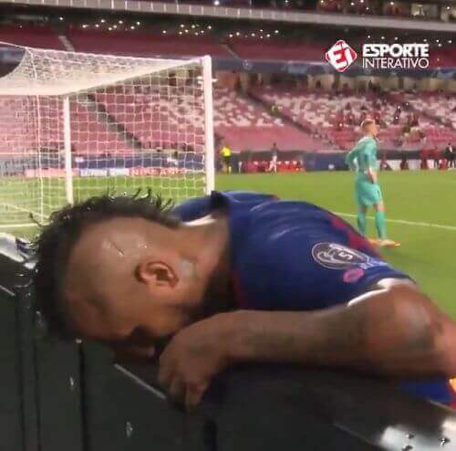 არტურო ვიდალის რეაქცია ლევანდოვსკის გოლზე (ვიდეო)