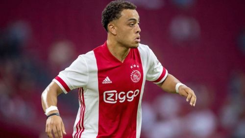 სერჟინიო დესტი თანაგუნდელებს დაემშვიდობა | Sport