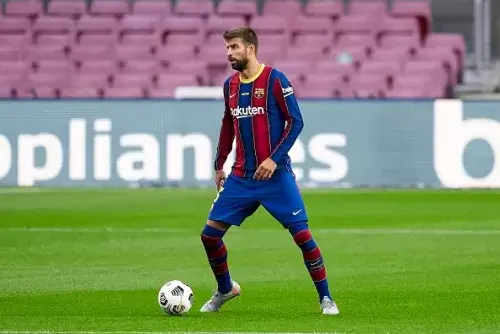 ჟერარ პიკე საიუბილეო თამაშის ზღვარზე