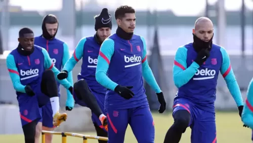 რონალდ არაუხო გუნდთან ერთად ვარჯიშობს