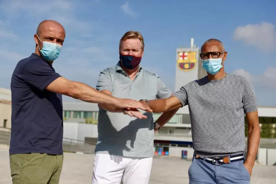 ლაპორტამ დროებითი მწვრთნელის პოსტი შროიდერსა და ლარსონს შესთავაზა