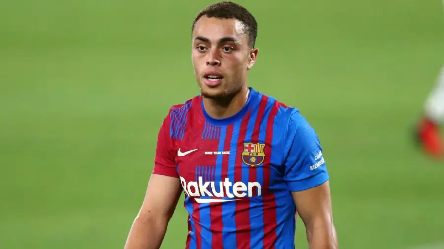 სერჟინიო დესტი ბაიერნთან მოლაპარაკებებს აწარმოებს - ჟერარ რომერო