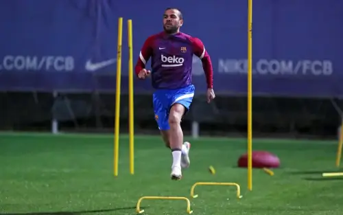 ოფიციალურად: ალვესი და ალბა კორონავირუსისგან განიკურნენ