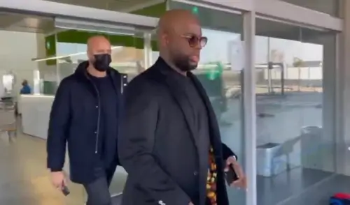 დემბელეს აგენტი მუსა სისოკო ბარსელონაში ჩავიდა