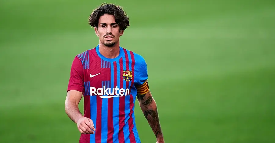 ალექს კოლიადო ბარსელონასთან კონტრაქტს 2 წლით გაახანგრძლივებს