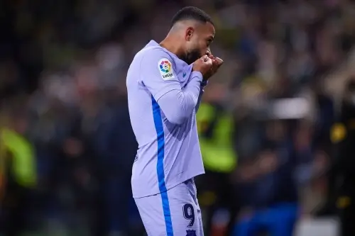 ბარსელონას მემფის დეპაის გაყიდვა სურს