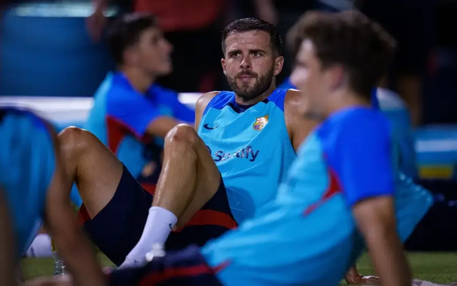 მირალემ პიანიჩი: დროა, ძველი პიანიჩი იხილოთ