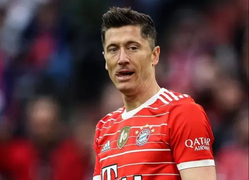 ლევანდოვსკის ბარსელონაში ტრანსფერი დროის ამბავია