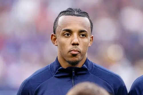 ჟიულ კუნდემ სევილიას ბანაკი დატოვა