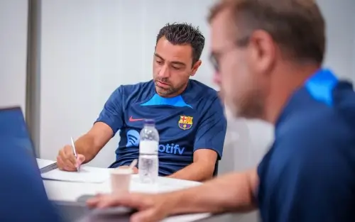 ჩავი ერნანდესი აშშ-ში სამშაბათამდე ვერ ჩავა