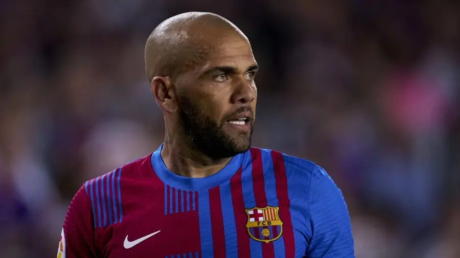 დანი ალვესი ქალზე ძალადობის ბრალდებით დააკავეს