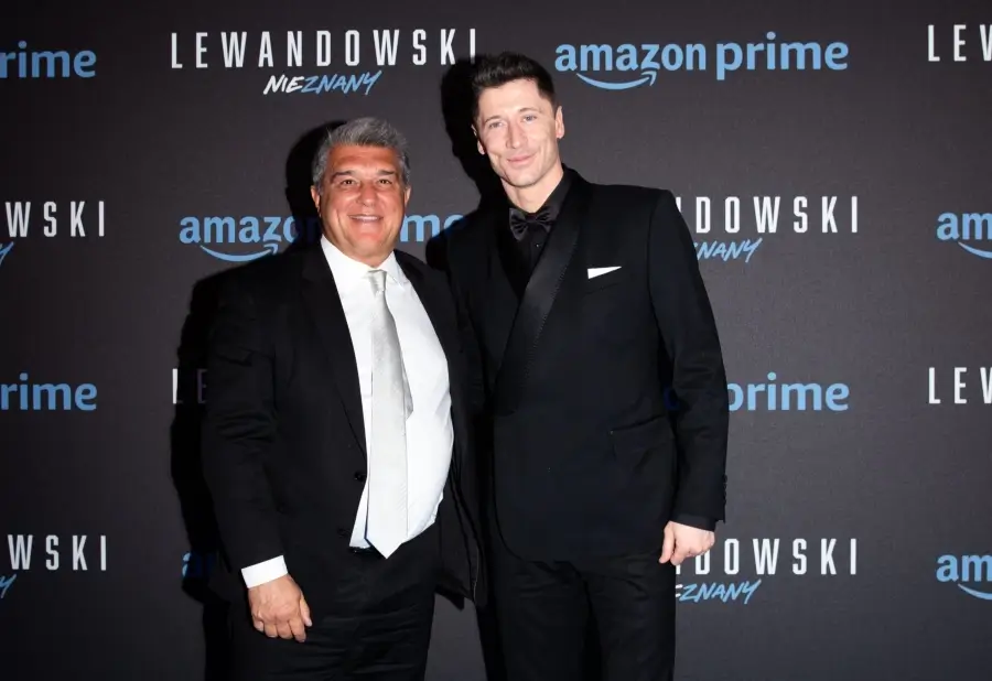 ჟოან ლაპორტა ლევანდოვსკის: რობერტ, მადლობა ყველაფრისთვის, რაც ბარსას მიეცი