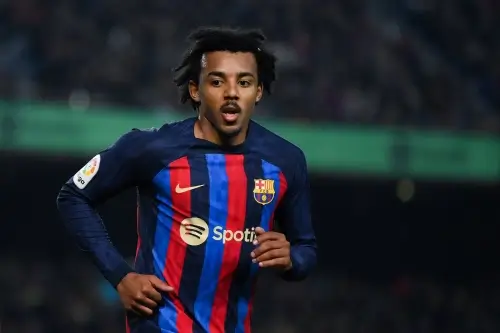 ჟიულ კუნდე: არსად მივდივარ