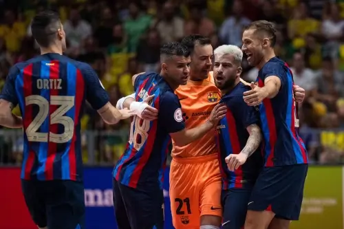 ქვეყნის ჩემპიონი 6 კატეგორიაში - ბარსელონას ისტორიული მიღწევა