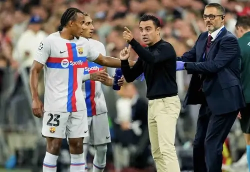 ჟიულ კუნდე თანახმაა, მარჯვენა მცველად კიდევ 1 სეზონით ითამაშოს