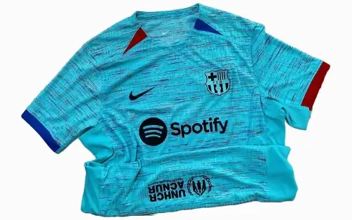 ბარსელონა მესამე ფორმას სექტემბერში წარადგენს