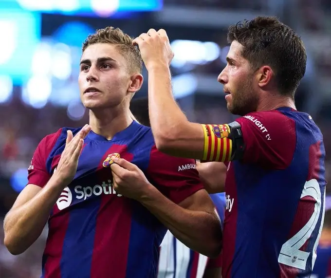 ჩავი რეალთან 4 ნახევარმცველით თამაშს გეგმავს | Mundo Deportivo