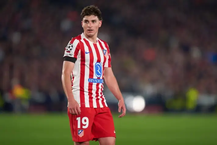 ბარსელონას პრიორიტეტი კვლავ ხულიან ალვარესია